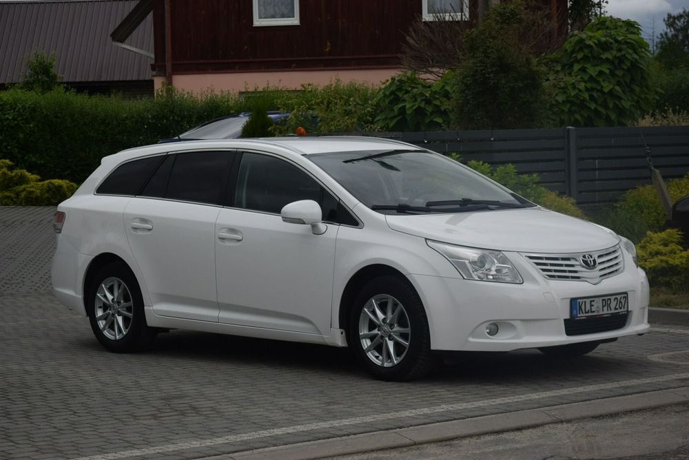 Toyota Avensis 2.0D Navi Kamera Klimatronik Sprowadzony Opłacony