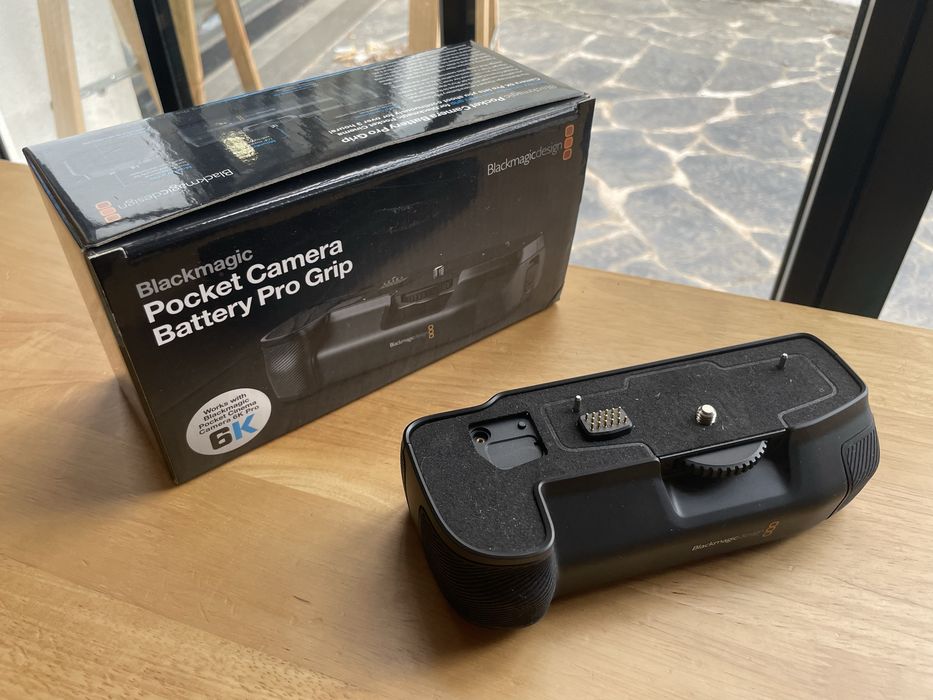 Blackmagic Pocket Camera Battery Pro Grip