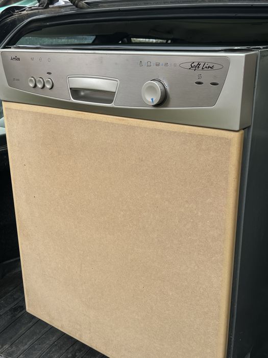 Продається посудомийна машинка Amica 60 см