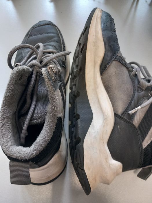 Sprzedam męskie buty rozmiar 37 firmy Fila.