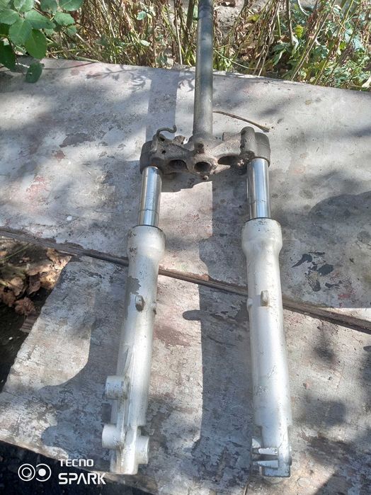 Honda Dio AF27 вилка.