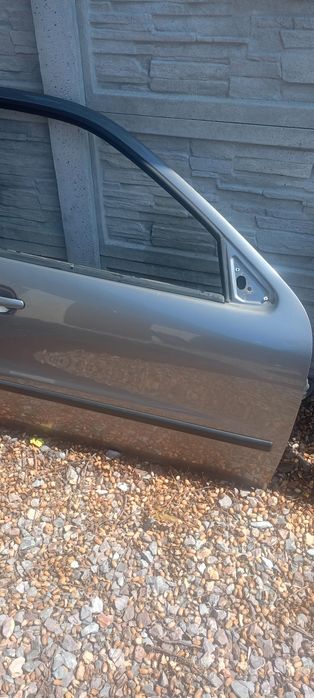 Drzwi Seat Leon 1 ,Toledo 2 ,kod lakieru LS7U