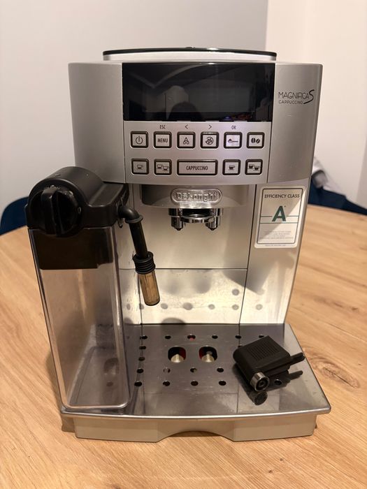 Express do kawę DeLonghi Magnifica S Cappuccino