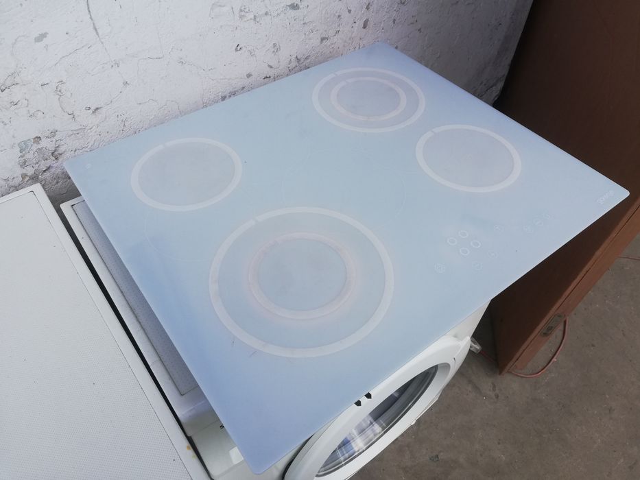 Płyta Gorenje ceramiczna biała |12msc |Dobry stan |Dowóz