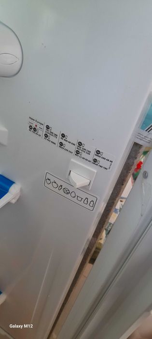 Vendo geladeira forno semi novo e maquina de lavar ropa todo semi novo