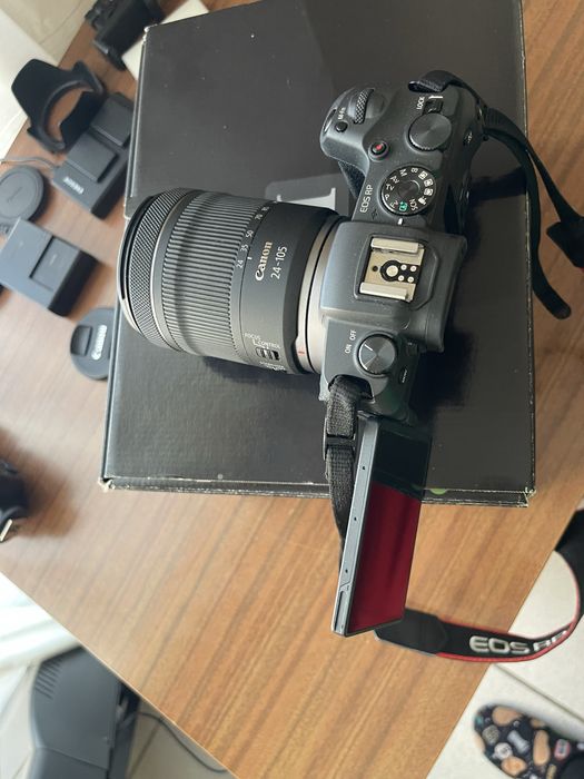 Mirrorless Canon RP + lente RF 24-105mm F4-7.1