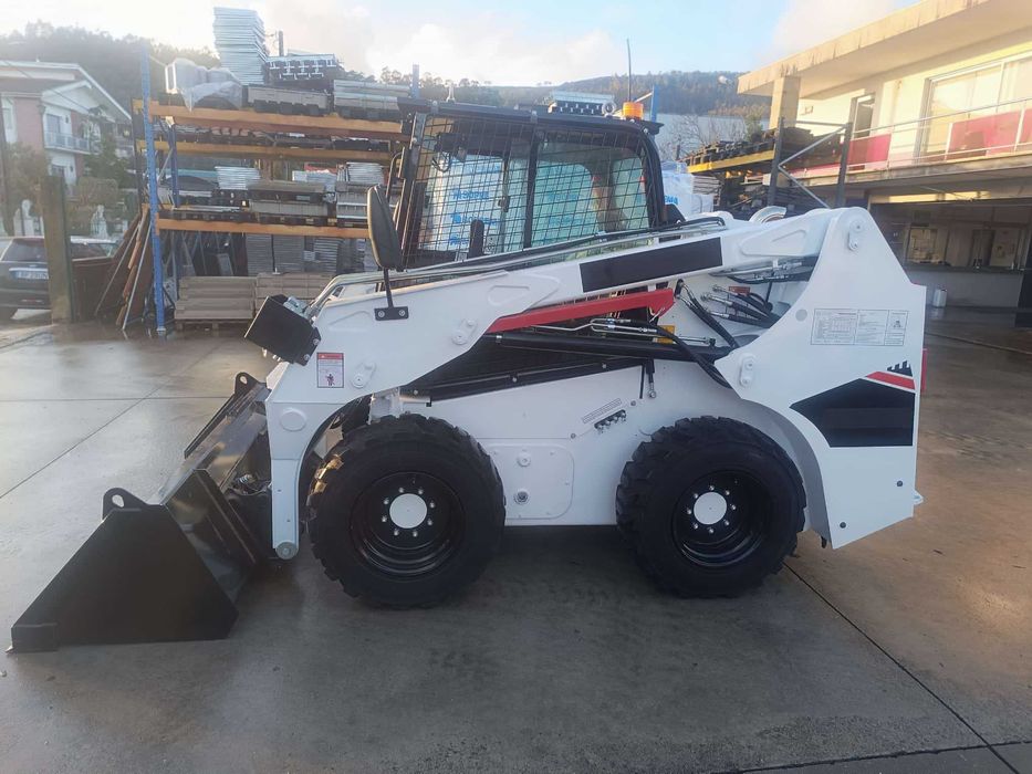 Bobcat Minicarregador, pá carregadora YANMAR