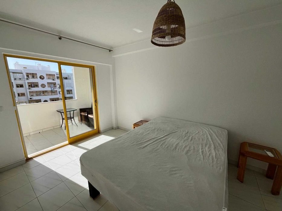 T2 mobilado junto á Praia de Vilamoura | 120 m² | Ar condionado, varandas