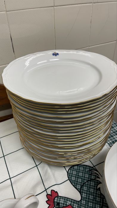 Loiça Fine Porcelain Royal Kent