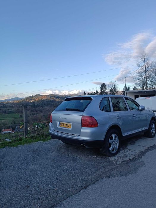 Porsche cayenne  4.5 S V8