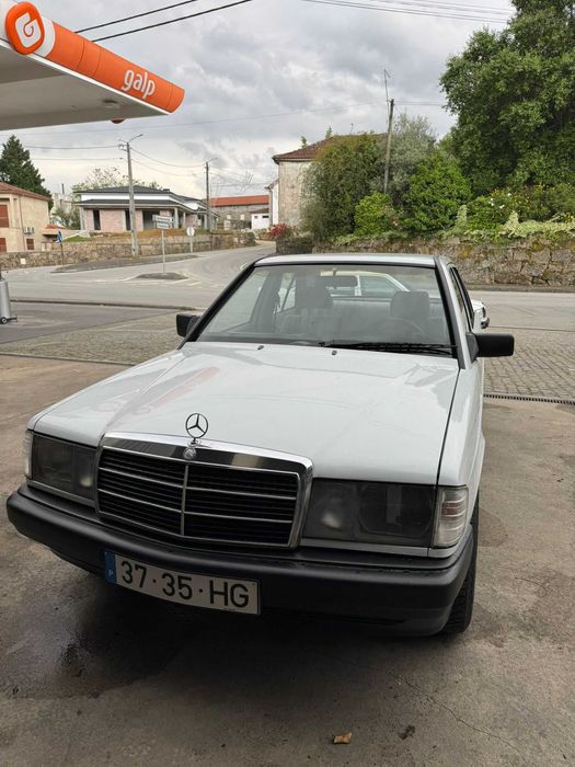 Mercedes-Benz 190D