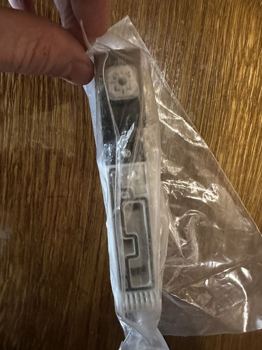 Пневморозподільник Festo пневмораспределитель VUVB-S-M42-AZD-Q6-1T1L