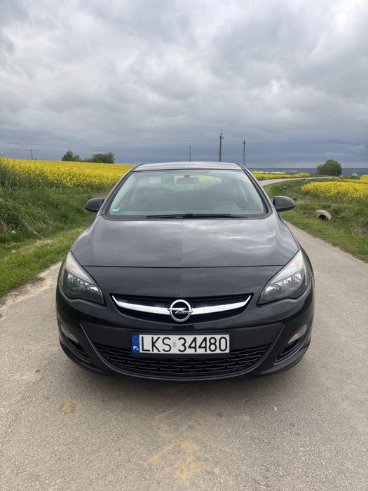 Opel astra J 2013