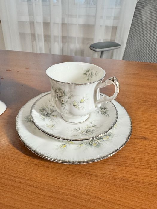 Тріо Paragon «First Love», Англія, bone china, 1960–70-ті