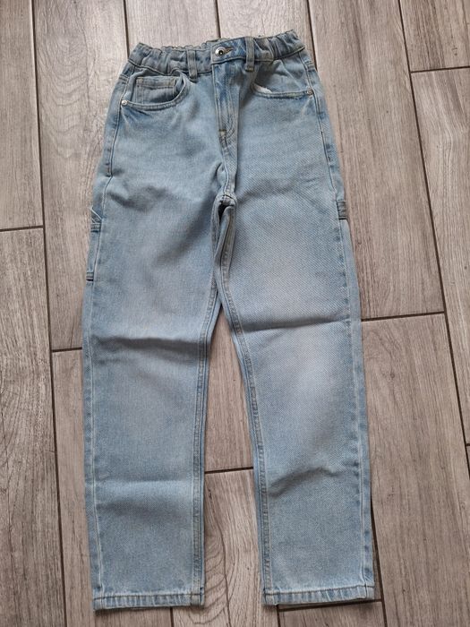 Spodnie rozmiar 140