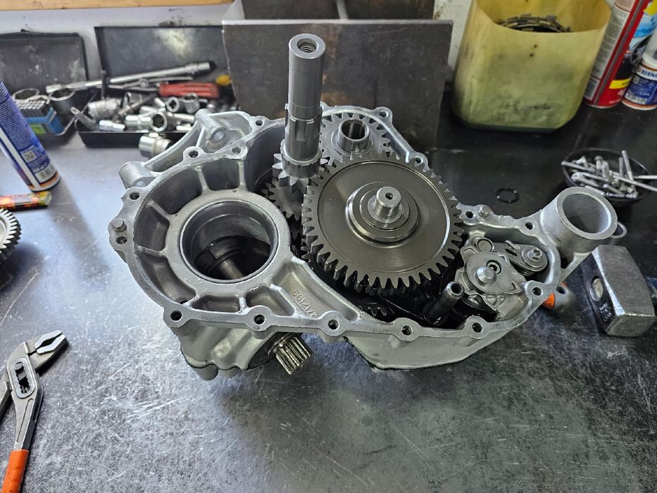 Can-Am Outlander Renegade 1000 G2 Skrzynia Biegów