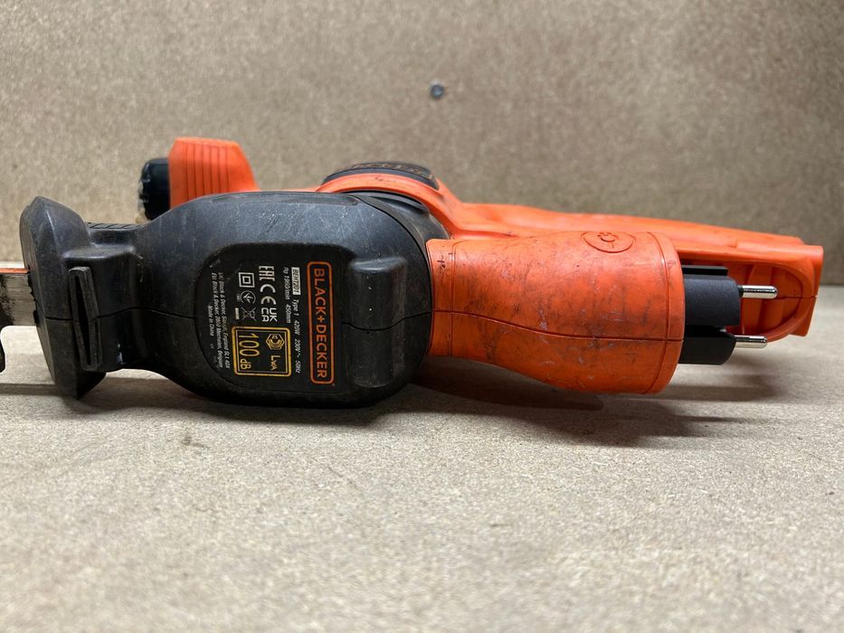 Nożyce elektryczne sieciowe Black+Decker 45 cm 230 V