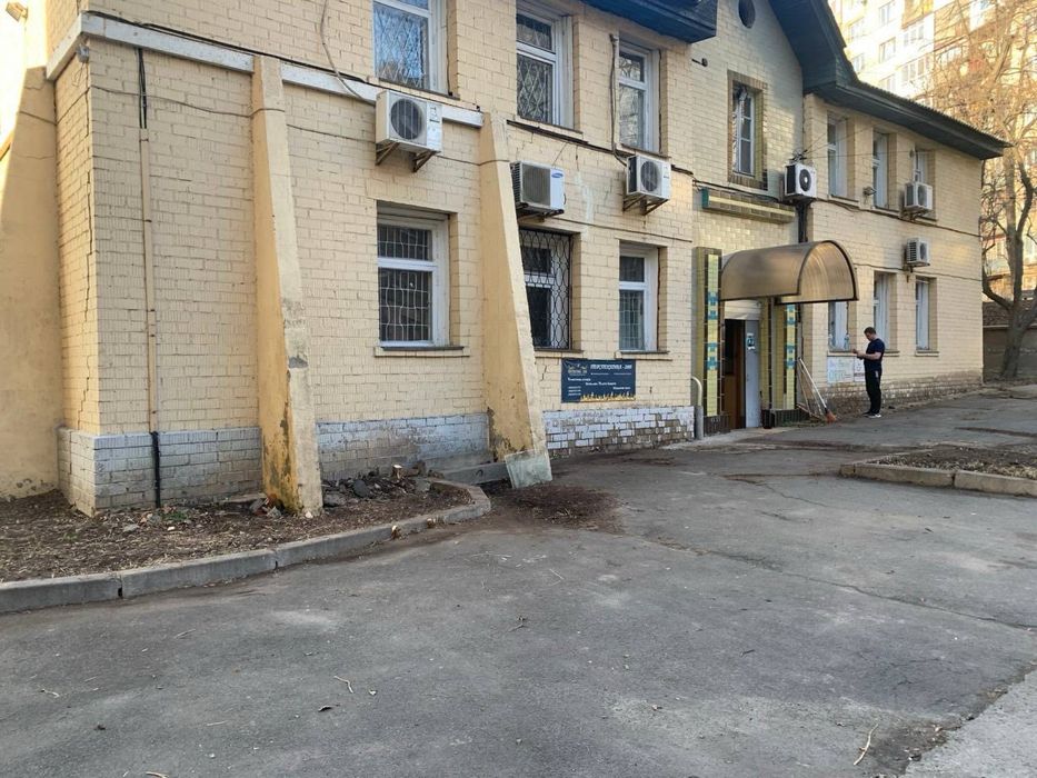 Коммерческая недвижимость по адресу ул. Ильенка Юрия (площадь 600 м²) - Atlanta.ua - фото 2