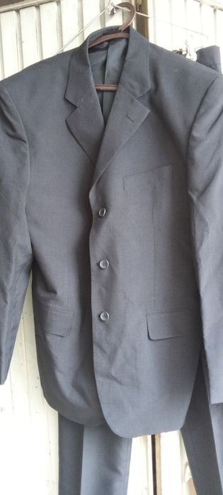 Fato de homem novo nunca estreado