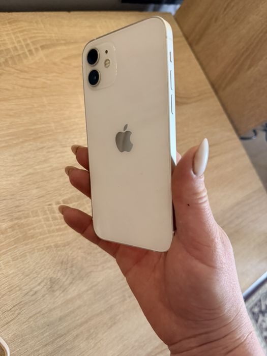 Продам свій Iphone 11 ,128GB в гарному збереженому стані