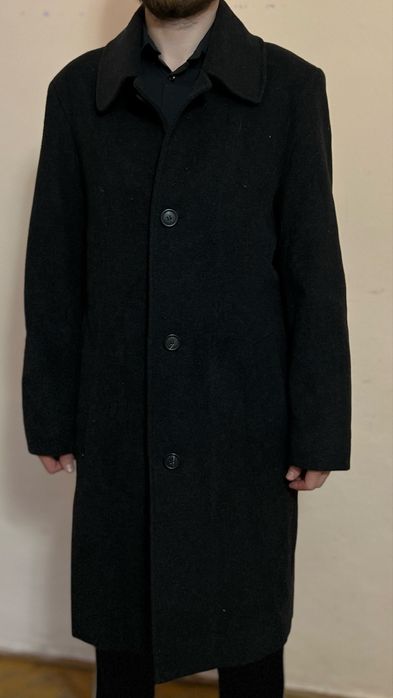 Демисезонне чоловіче пальто