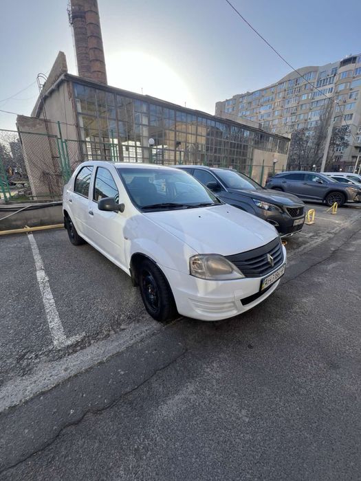 Продам Renault Logan