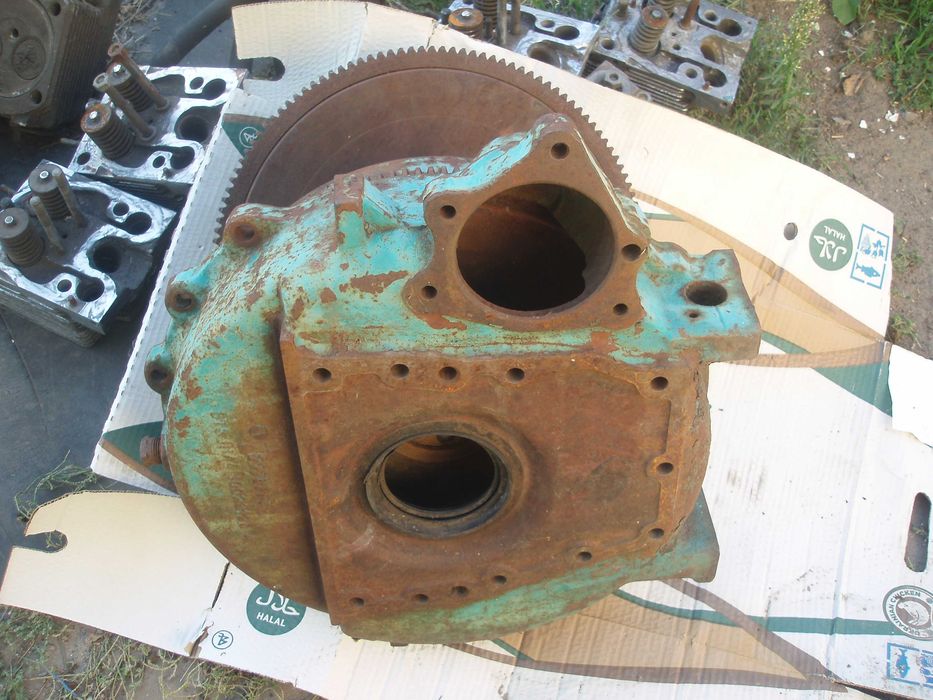 кожух маховика с трактора Т-40 не китайское