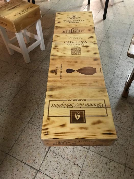 Banco de madeira