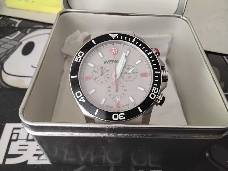 Zegarek chrono szwajcarski
