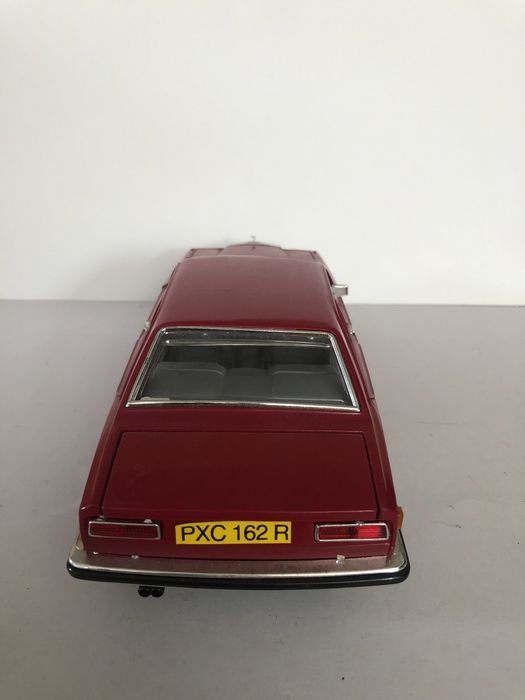Rolls Royce Camargue escala 1/22