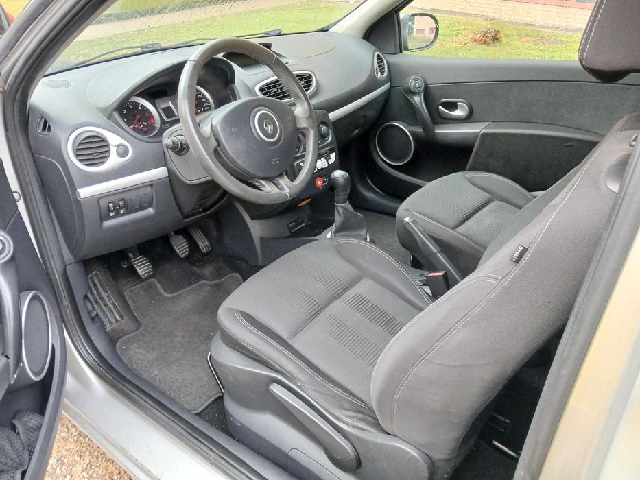 Renault Clio comercial 2 lugares bom estado geral