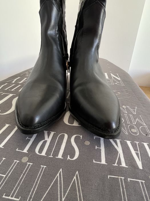 Чоботи козаки жіночі