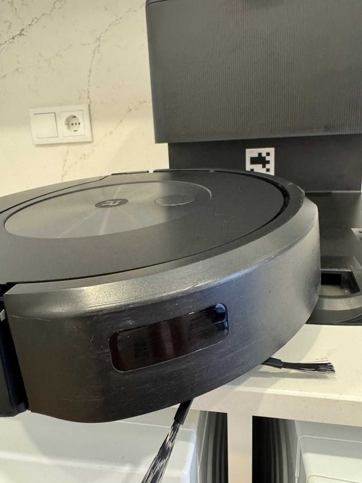 Aspirador iRobot Roomba j7+ combo