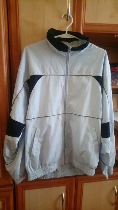 Komplet dresów spodnie i bluza rozmiar M/L