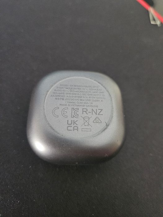 Samsung Buds Live zadbane