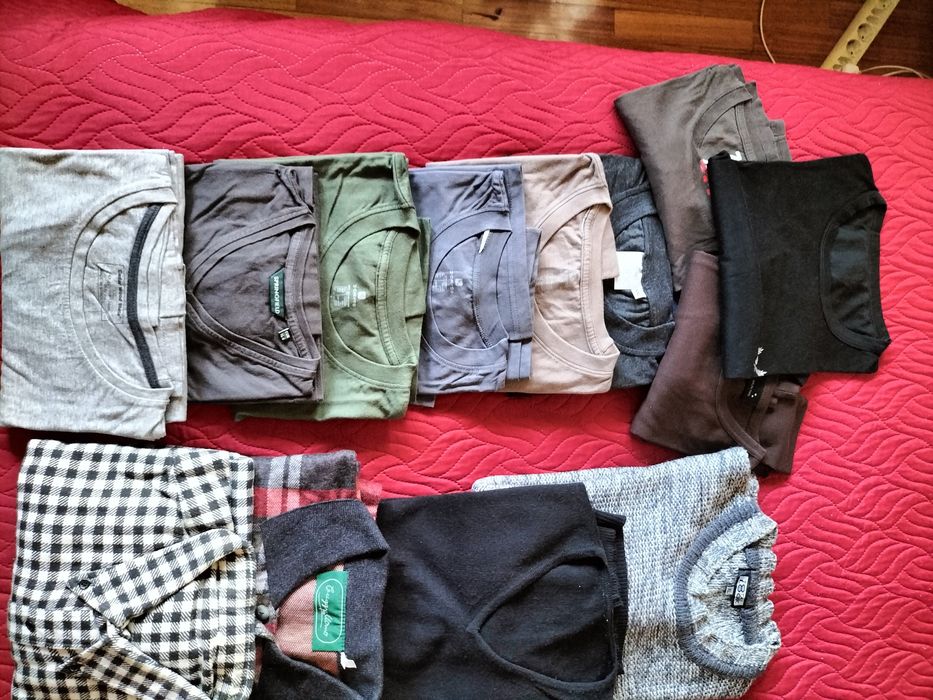 Lote de roupa para homem