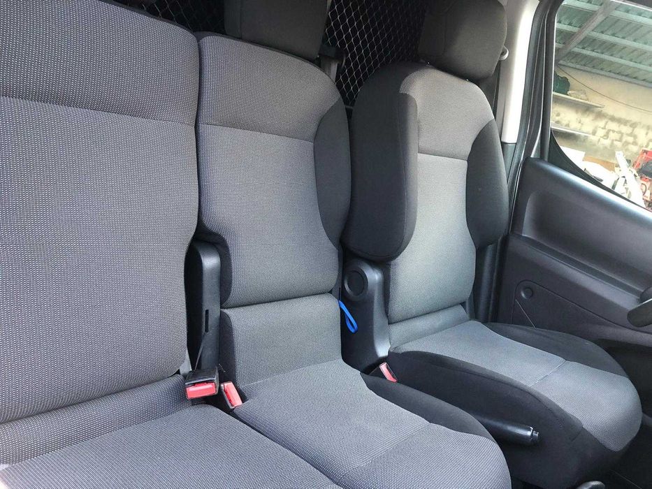 Peugeot Partner 1.6 HDI 100cv - caixa automática