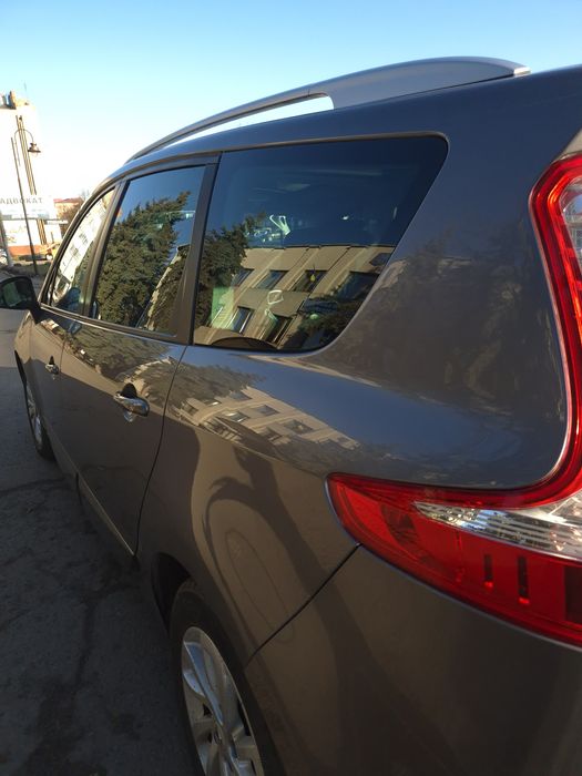 Renault Grand Scenic 2012