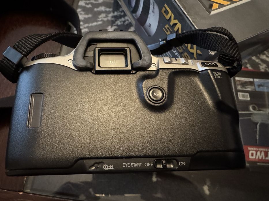 Aparat Konica Minolta DYNAX 505si Super + AF 28-80mm