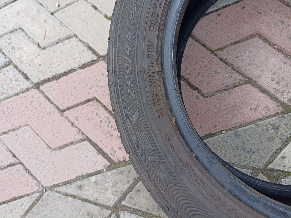 Шини літні 215/55/17