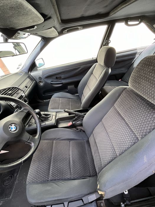 1992 BMW E36 318is coupe