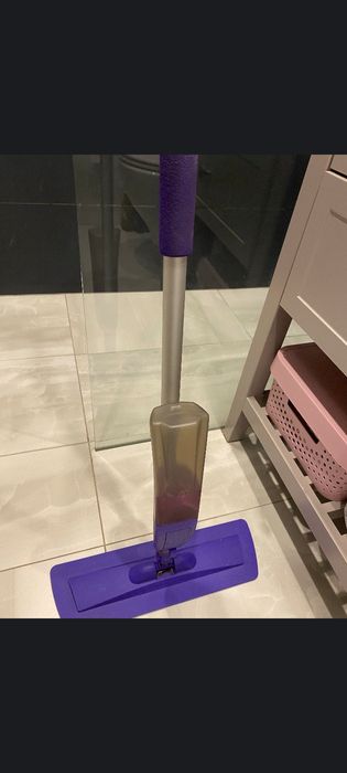 Mop płaski ze spryskiwaczem
