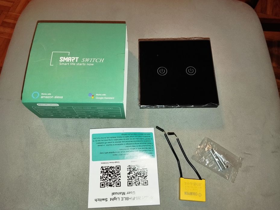 Włącznik światła z wi-fi