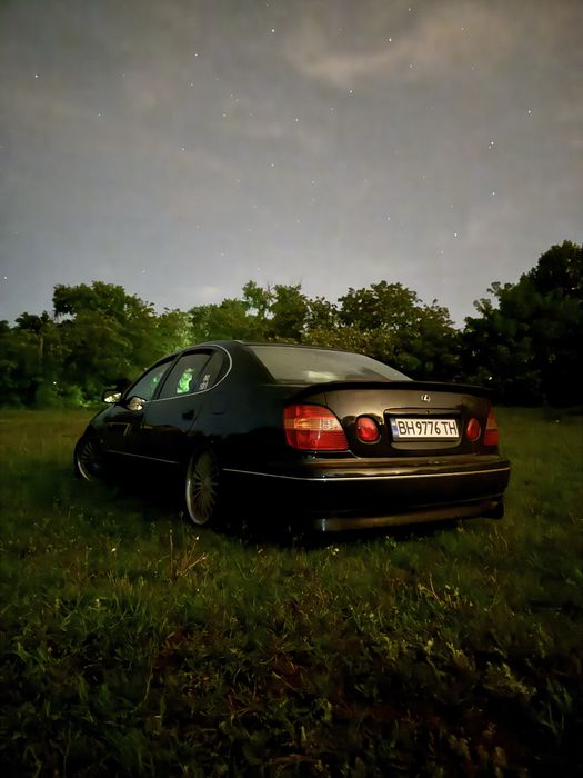 Продам лексус gs 300