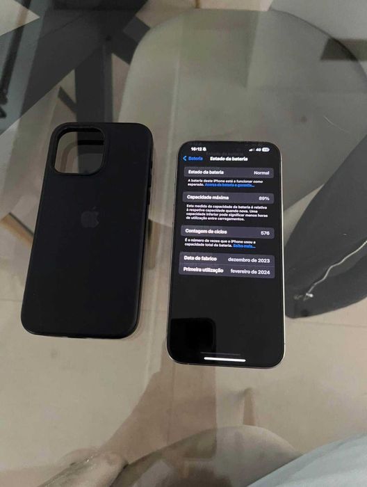 Iphone 15 Pro Max mais capa apple preta