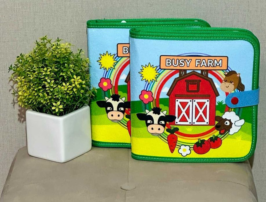 Розвиваюча фетрова книжка-бізіборд для малят "Ферма" (8 сторінок)