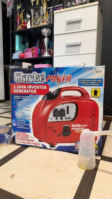 Генератор інвенторний Clarke 2200