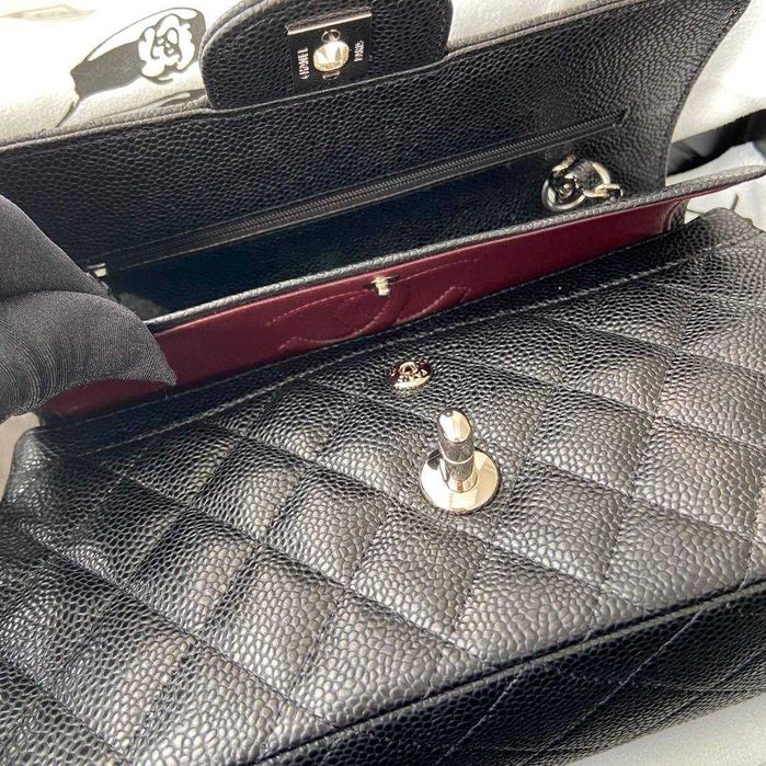 Damska torebka Chanel Classic Flap