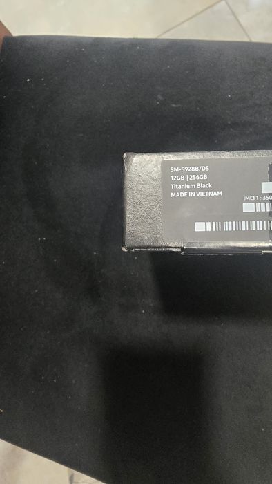 Bundle Samsung: S24 Ultra Titanium Black (256 GB) + Watch 6 Classic 47