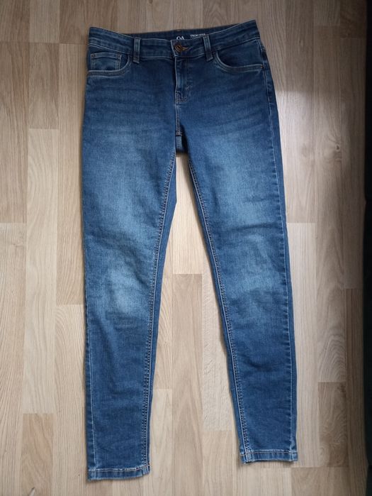 Granatowe jeansy rurki spodnie jeansowe C&A S 36